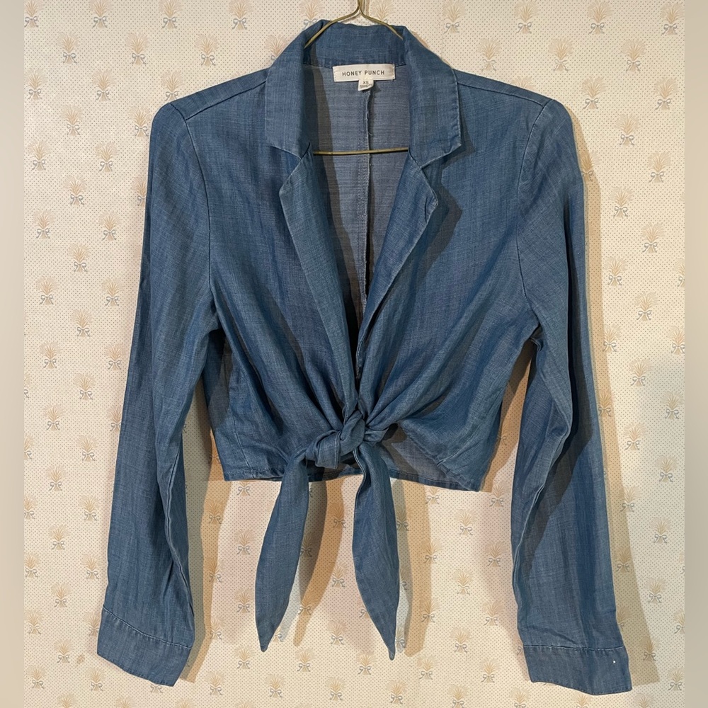 Honey Punch Blue Demin Button Collared Tie Crop Top